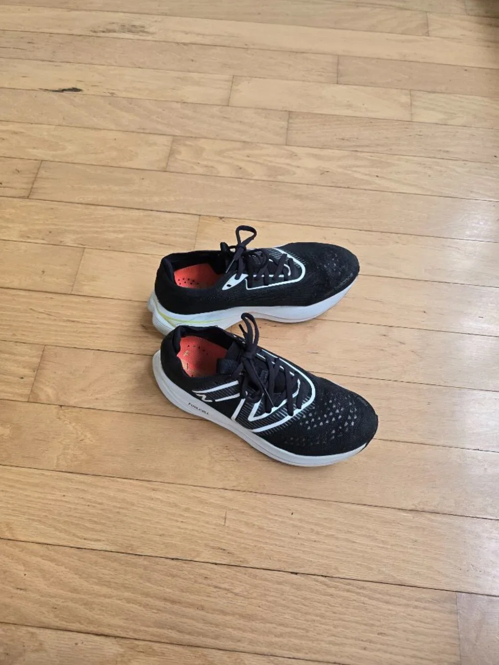 New Balance | FuelCell SuperComp Trainer v1 Black Running Sneakers | WMS 8.5